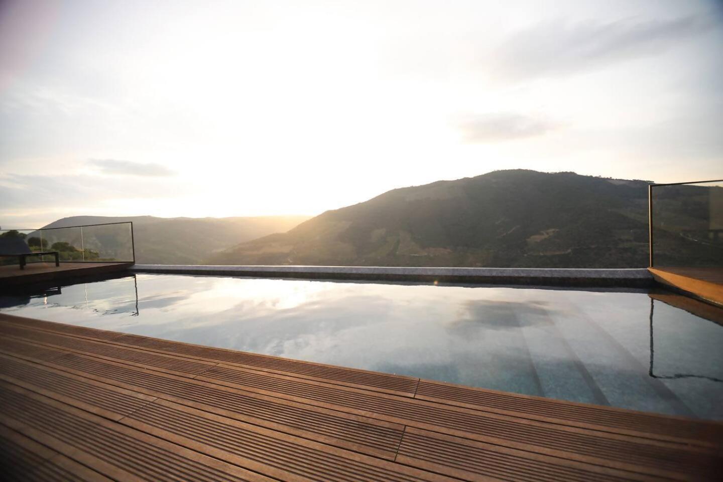 Bed and Breakfast Quinta Vale De Lobos Folgosa  Екстер'єр фото